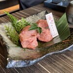 Sumiyakiniku Ishidaya. Toa Road - 