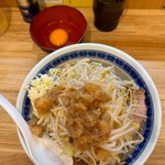 自家製麺223 - 小らーめん¥850-生卵¥50-