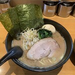 横浜ラーメン てっぺん家 - 