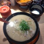 うま屋ラーメン - 特製ラーメン 普通盛(690円)
            温玉(100円)