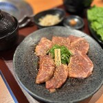 焼肉特急 - ⚫︎ジューシーハラミランチ(肉1.5倍) 999円(税別)