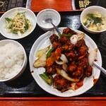 海龍宮 重慶火鍋 - 上海黒酢酢豚定食　880円