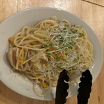 スプートニク - つぶ貝とカラスミのペペロンチーノパスタ