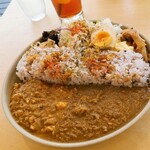 MARS LAB - チキンキーマカレーとポークカレーのあいがけ（ご飯大盛り）