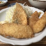 魚亀 - フライ定食