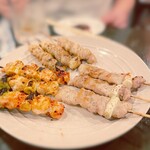 Yakitori Hibiki Higashimatsuyama Ekimae Honten - ひびきさんの焼き鳥は、シンプルながらに深い味わいを持ち、心を満たしてくれる。 そんな味に魅了され、僕はまたこの店を訪れることだろう。