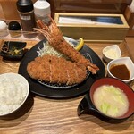 Momoyama - 黒豚ロースセット150g&大えびフライ❗️