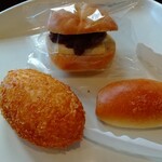 ベーカリー ハチマルニ - 料理写真:購入品