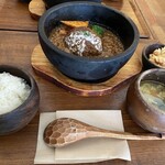 Outdoor Chill Dining ＷARMTH - 木のおさじが素敵です。お米は一杯は無料でお代わりが出来る様です。