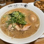 250913798 - 焦がし味噌ラーメン 札幌スタイル 990円＋とろり味玉 150円