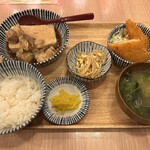 Taishu Shokudo Yasubee Asabu Ten - 肉豆冨定食