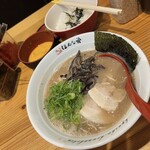 Hon'na Kotsu Numazu Ten - 純骨豚骨ラーメン　玉子かけご飯