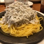 Italian Kitchen VANSAN Laragaden Kasukabe Ten - シラスのせ放題　釜揚げしらすのペペロンチーノ