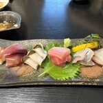 Hama Zushi - 