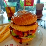 REDS' BURGER DINER - 