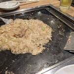 Taishu Izakaya Monja Sakaba Dashiya Shinjuku Kabukicho Sakuradori Ten - 明太モチもんじゃ