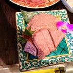 焼肉 赤と白 - 