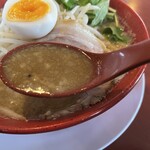 Darumaya Takeo Ten - 豚骨ベースに煮干が効いた味噌スープ