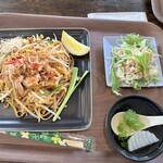 Samran ThaiRestaurants&Bar - 