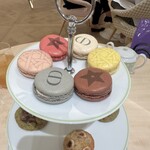 CAFE DIOR by LADUREE - 