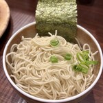 大分ラーメン ヌードルワークス - 替え玉@100円（半替え玉@50円もあるのが嬉しい）