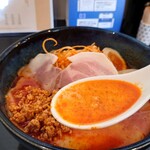 ラーメン 感動の鶏虜 - 