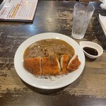 Steak Izakaya 300B ONE Ikebukuro Nishiguchi Honten - びっくりチキンカツon the 池袋で一番美味しい牛すじカレー