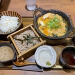 麦とろ瀬戸内物語 - ロースとんかつと3種の野菜の土鍋玉子とじ