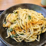 福石パーキングエリア スナックコーナー・フードコート - 料理写真:ホルモンうどん