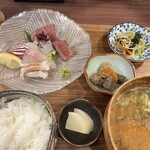 Oirii - 天然物刺身定食