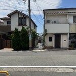 Oirii - 道路から路地に入るところ