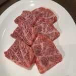 Yakiniku Horumon Zaichi Nishishinbashi Ten - 