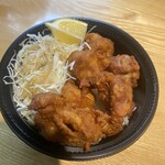 yougan yakiniku izakaya burubea - からあげ丼(550円)