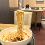 デニーズ - 麺は冷やし中華ぽい