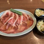 Honkaku Yakiniku Korean Katei Ryori Kuishinbo Hiroshima Funairi Ten - ネギ塩コーネ（4枚）￥769 上ネギ塩タン（4枚）￥1,209