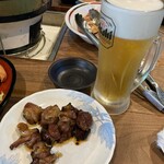 Takachiho Tori no Sumibi Yaki Agahira Ten - 生ビールと鶏の炭火焼き