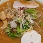 浅草軒 本店 - 野菜は玉ねぎ、もやし、キャベツと思う