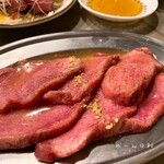 Yakiniku Izakaya Oniyanma Omiya Ten - 上タン塩