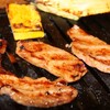 大味園 - 料理写真:ガス式焼肉ロースターで調整しながら焼き上げていきます。