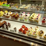 ＣＡＫＥ　ＳＨＯＰ　ＰＨＩ - 