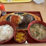 Joyfull Furukawa Ten - ツインハンバーグの和食セットA （味噌汁は豚汁に変更してます）