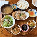 八百屋とごはん うらや - 回復定食