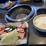 Tsuru Ushi Yakiniku Ootaya Wadayama Ten - 