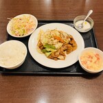 香港厨房 風香園 - 料理写真:回鍋肉定食