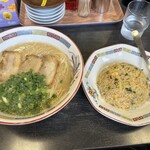 Nagahama Ramen Hakata Ya Ootake Ten - 