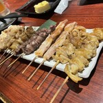 Washoku Izakaya Anpon Tan - 串盛り合わせ