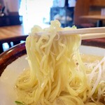 海海ラーメン - 麺