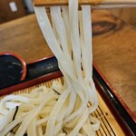 吉崎製麺所 - 太いけど柔らかいおうどん