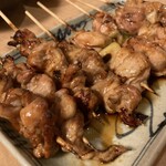 炭火焼き鳥 串八珍 - 