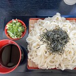 裕英うどん - ざるうどん（大盛）700円の全貌！